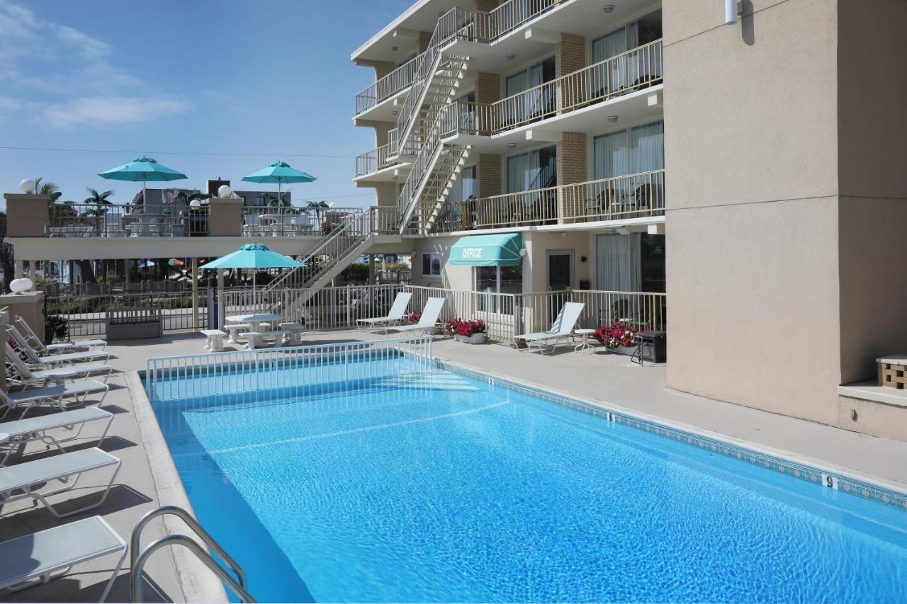 Aquarius Oceanfront Inn Wildwood Exterior photo