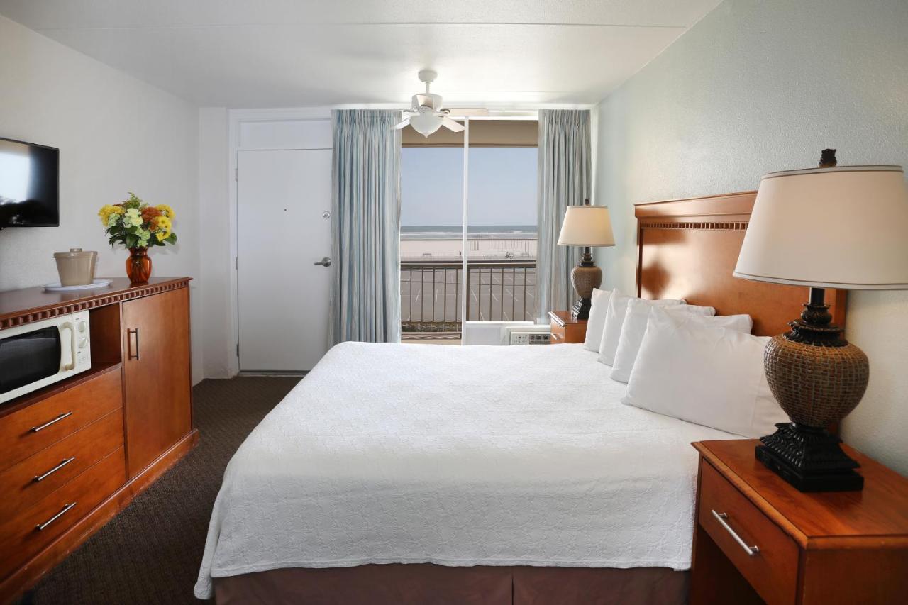 Aquarius Oceanfront Inn Wildwood Exterior photo
