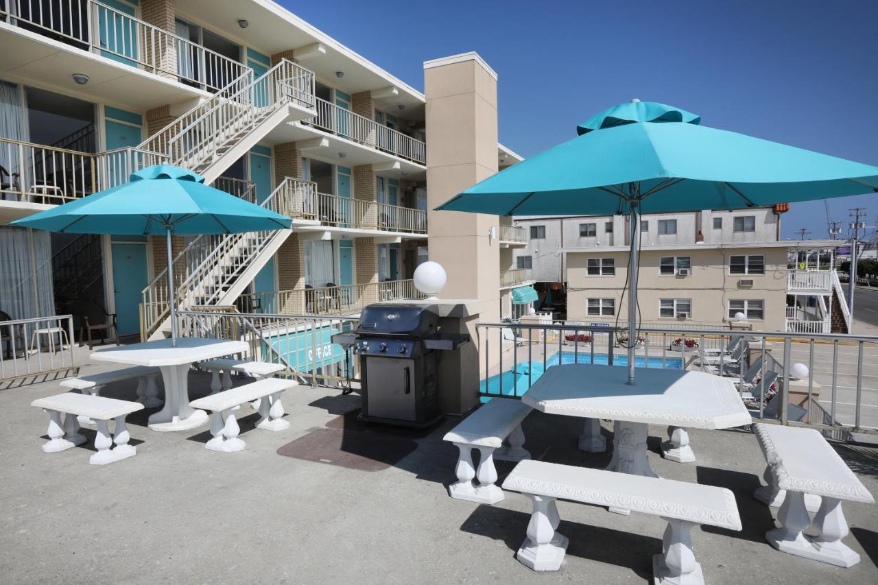 Aquarius Oceanfront Inn Wildwood Exterior photo